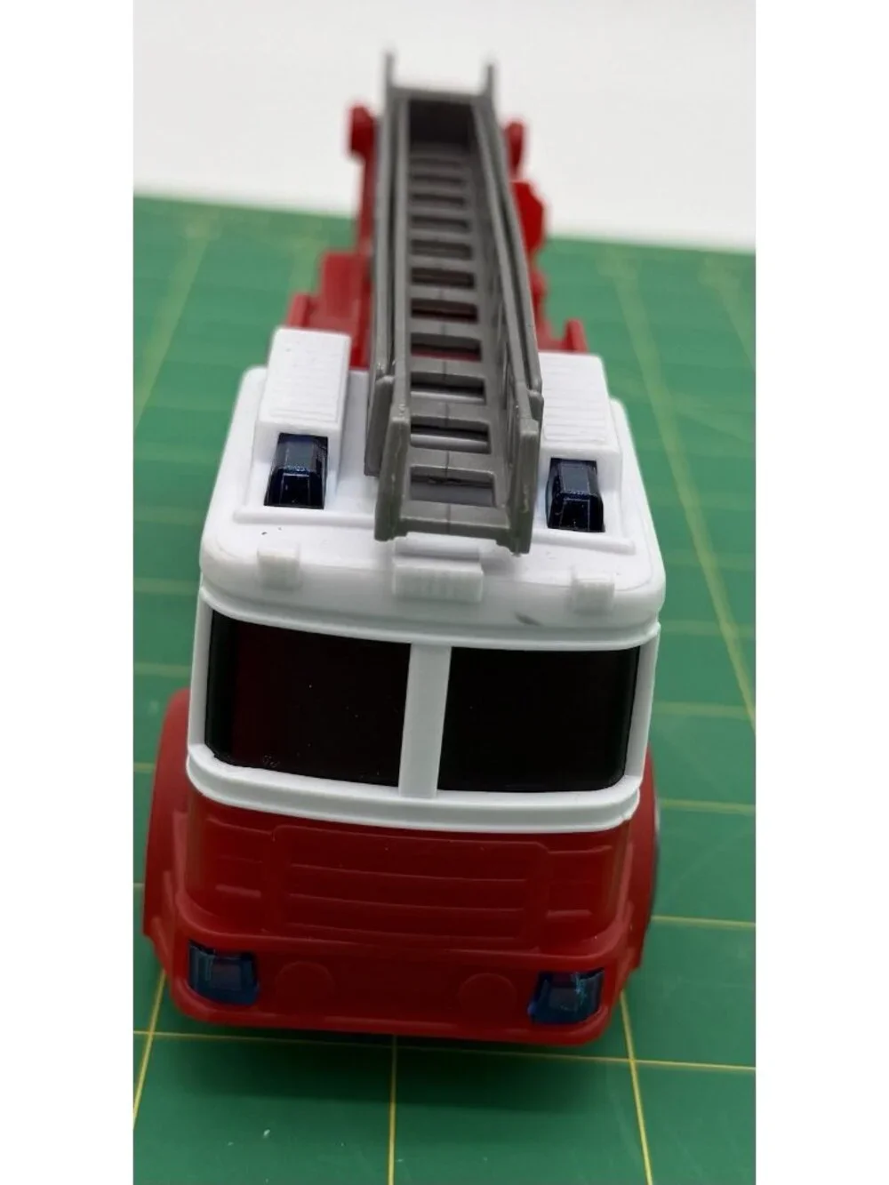 Fire Rescue with Working Ladder Red Plastic Fire Engine Toy Vehicle